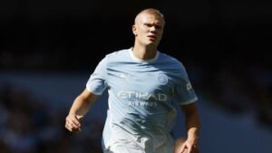 FOTO: Penampakan Rambut Baru Haaland di Man City vs Bournemouth