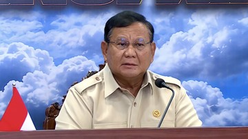 Prabowo Minta Aparat Turun ke Desa Edukasi Larangan Pembakaran Hutan